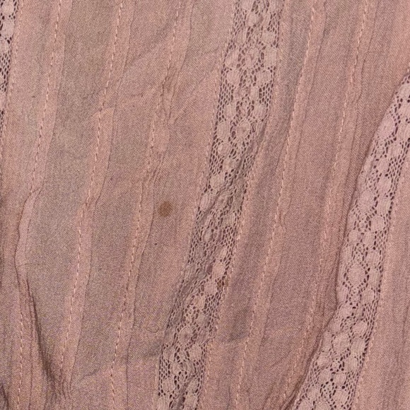 Used: Women’s Large American Eagle Peplum Mid-Sleeve Top (Large) - Picture 2 of 8